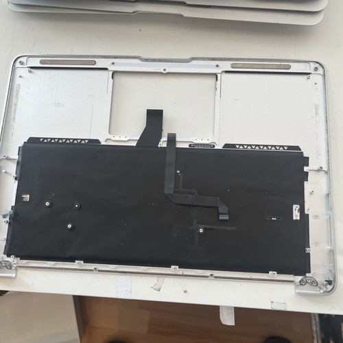 APPLE MACBOOK AIR 13 A1369 A1466 2013 -2017 TOPCASE UK TASTATUR HANDAUFLAGE 2300 M2 - Bild 2 von 2