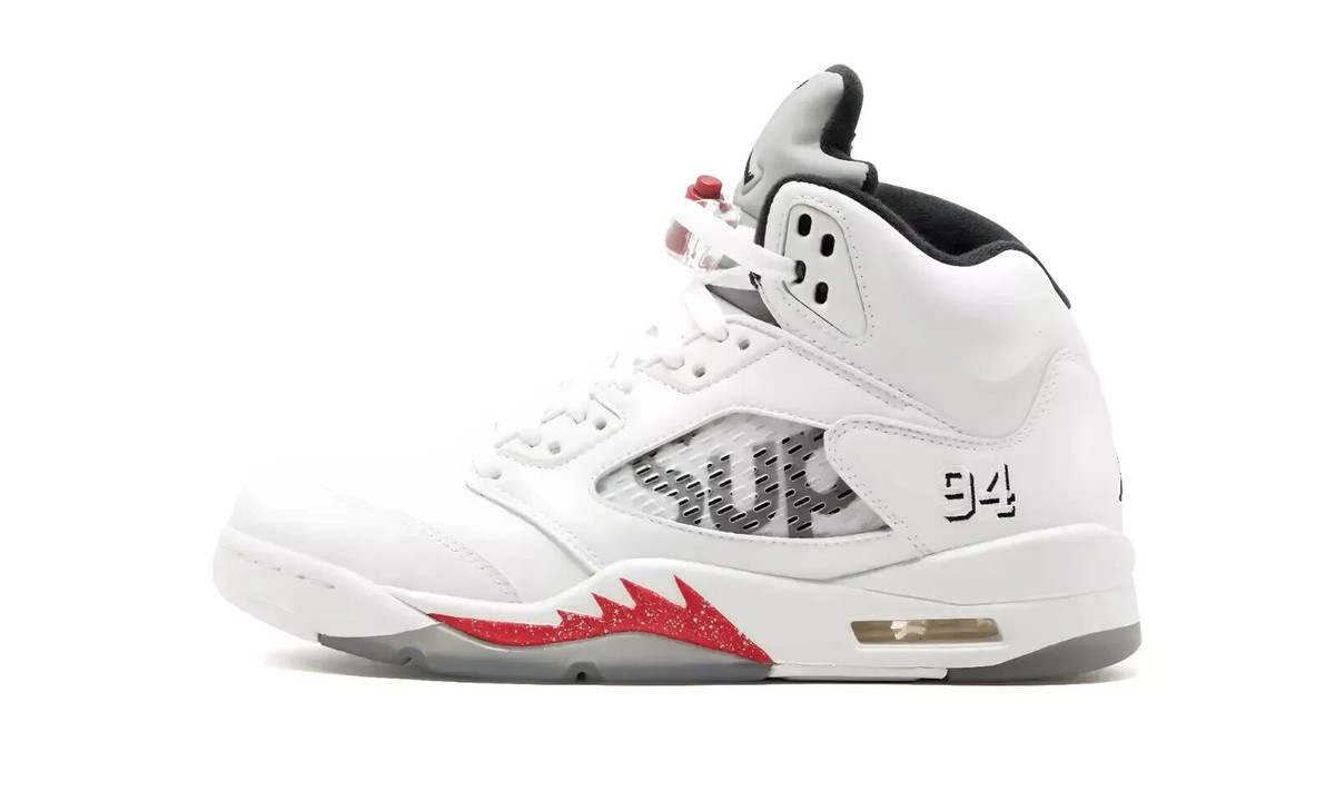 Size 10.5 - Supreme x Air Jordan 5 Retro White for sale Size 10.5 - Supreme x Air Jordan 5 Retro White for sale