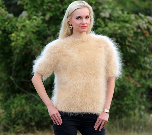 Beige short sleeve mohair sweater fuzzy 