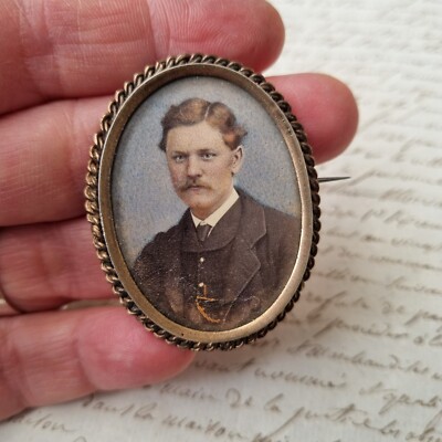 Broche à Portrait Vintage 1900 - Porte-photo Métal Argenté - Bijou Ancien Occasion