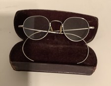 Antique Round Gold Framed Wire Eye Glasses Decorative Frames Case 1900  s Eyewear