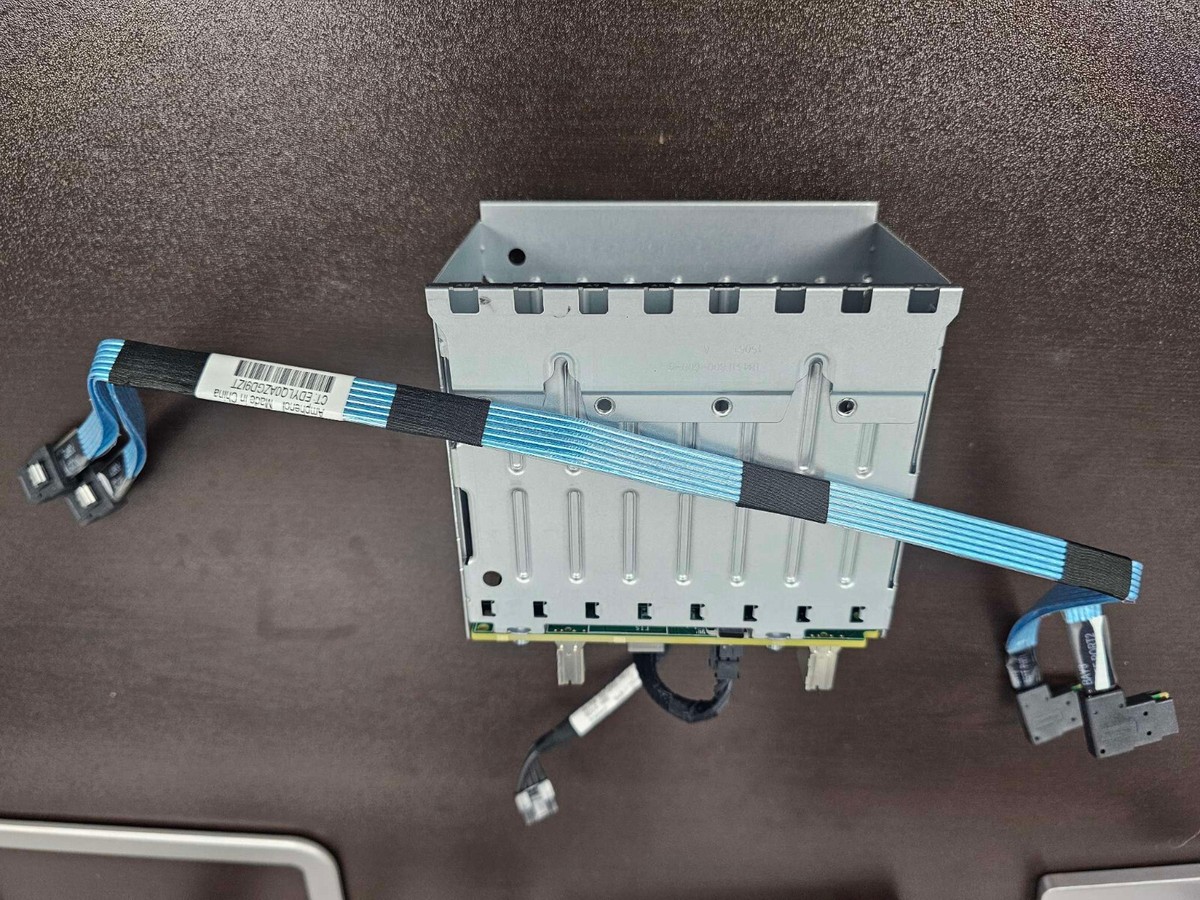 けい@ページ 826691-B21 HPE DL38X Gen10 8SFF Box 1/2 Cage/ Kit 766957-001 sas