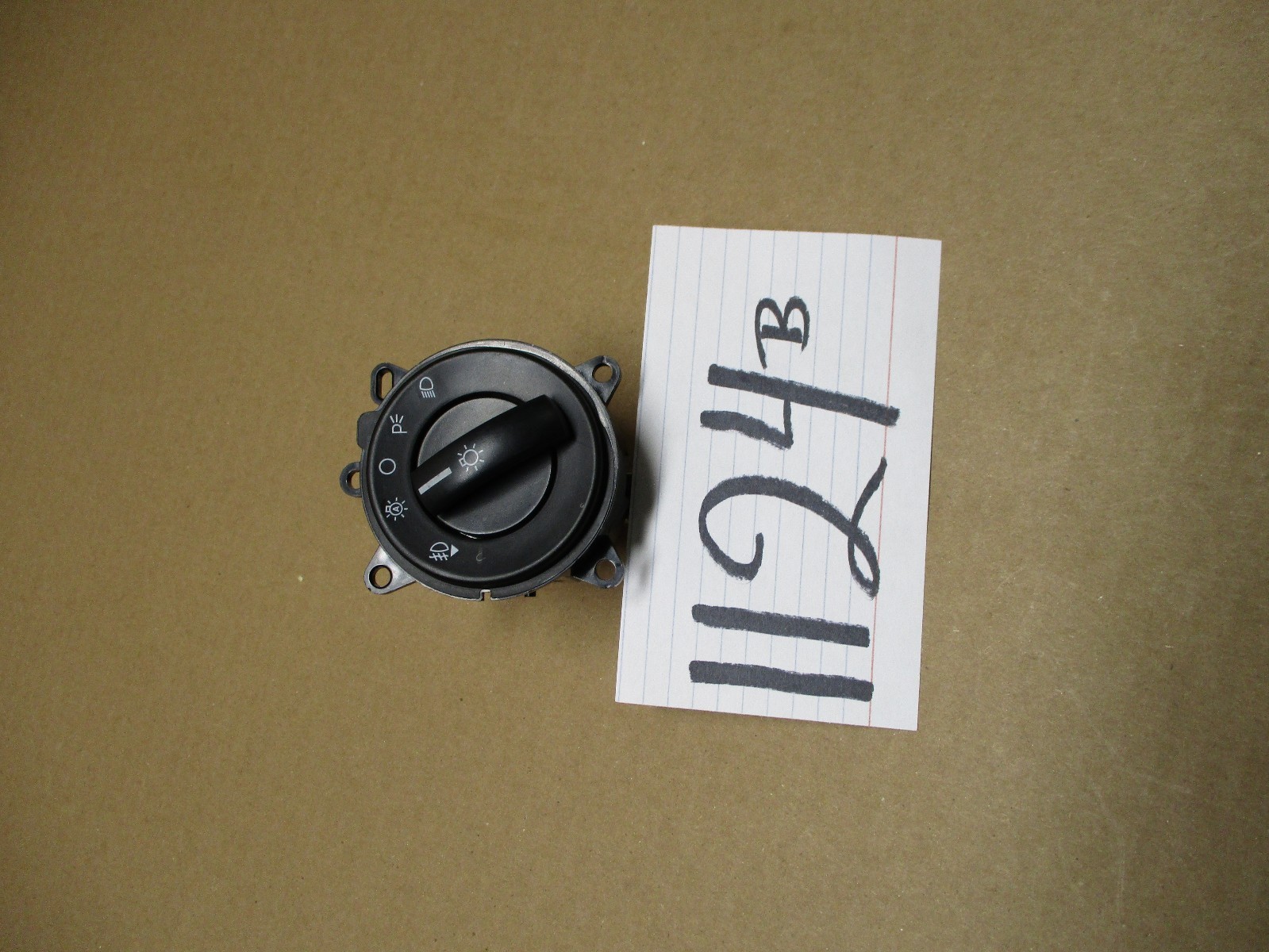 06 07 08 09 Mercury Mountaineer Headlamp Switch Control Power #1124-B 