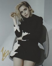 Kiernan Shipka Chilling Adventures Sabrina Autographed Signed 8x10 Photo COA D7