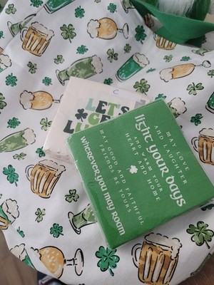 NWT CANVAS TOTE BAG  Clover   Beer Graphics /2  Packs Cocktail Napkins
