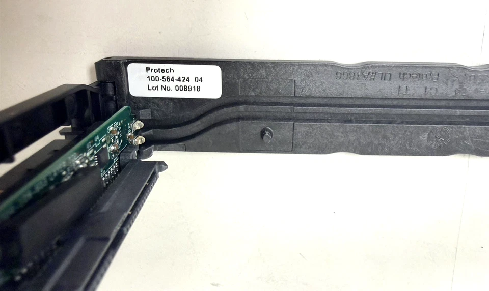 100-564-424 Data Domain CADDY TRAY 3.5'' SAS high density 303-287-004D Lot of 10 - Image 3 of 4