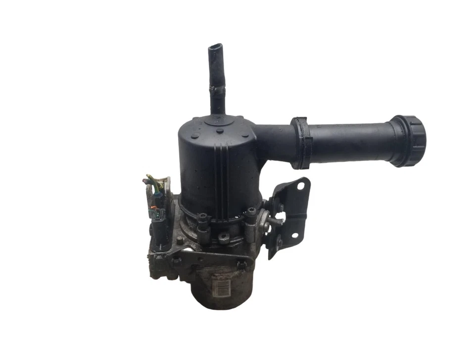 Peugeot 3008 Power Steering Pump 1.6 Petrol 2011 1615093880	 - Image 2 of 4