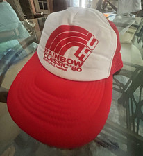 UH Honolulu Hawaii Rainbow Classic '80 Red White Mesh Back Vintage Truckers Hat