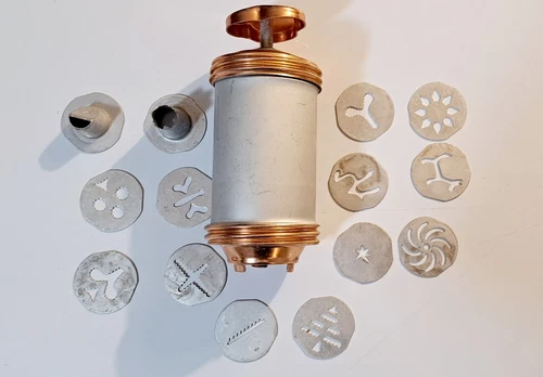 Vtge Cookie Pastry Press 12 Discs 3 Tips Copper Aluminum Bundle w/ Cookie Mold
