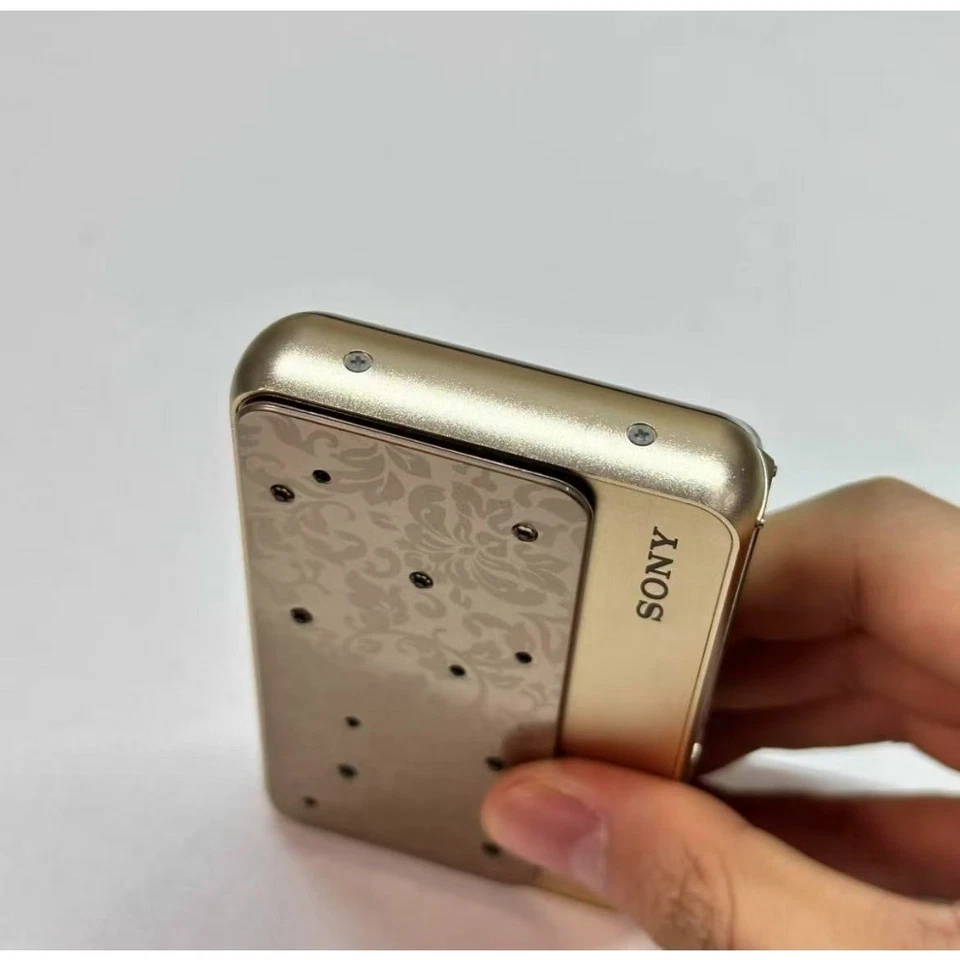 Sony Cyber Shot DSC-T99 CCD Digital Camera - Gold/Silver/Purple/Black/Pink/Green - Image 3 of 4