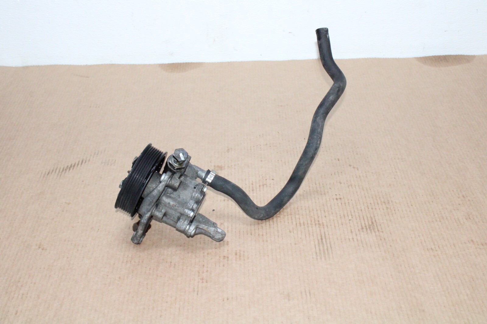 BMW E88 E90 E92 135 335 Series N54 Hydraulic Power Steering Pump Pulley