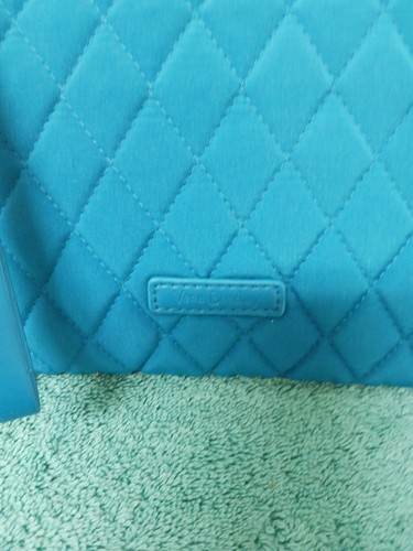 Vera Bradley Escapade Wristlet wallet/ handbag in Bahama Bay NWT - Picture 2 of 12