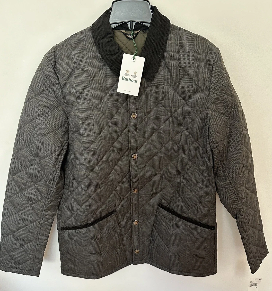 Barbour liddesdale quilted on sale jacket slim fit