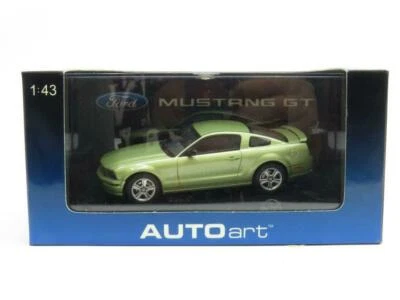 Ford Mustang GT 2005 Lichtgrün Metall Autoart # 52761 1/43 Neu Metallic - Bild 1 von 4