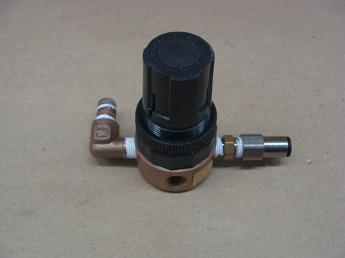 PARKER WATTS R364-01A PNEUMATIC REGULATOR