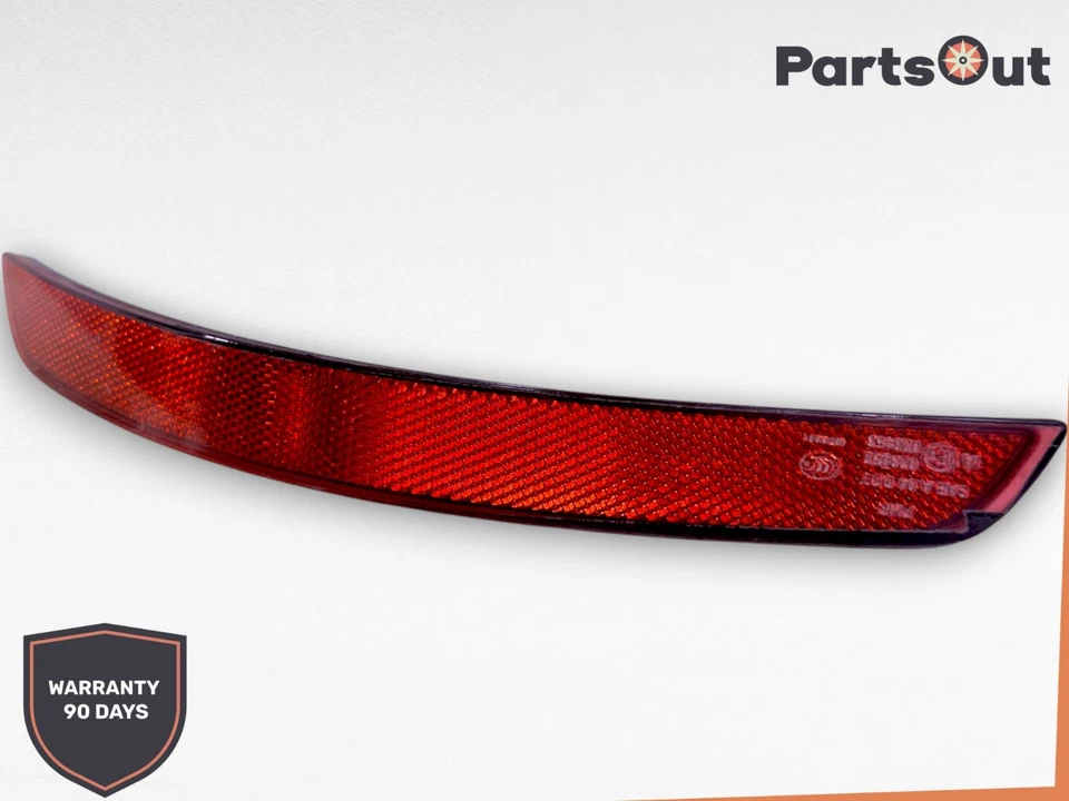 2017-2020 AUDI A3 CABRIOLET 8V - REAR LEFT Bumper Reflector 8V5945105D - Image 3 of 4