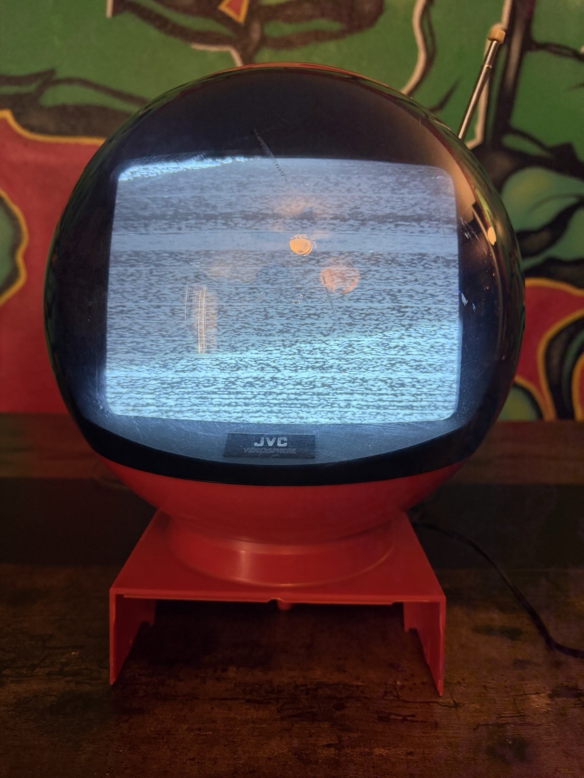 Rare 1979 Model 3241 JVC “Videosphere” 9” Round TV No Clock