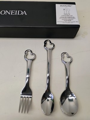 Oneida Child's 3-Piece ''Duckling'' Flatware Set, Stainless Steel, N/O