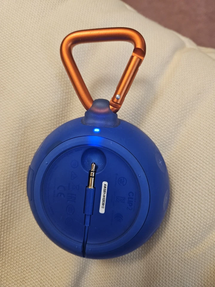 jbl 防水蓝牙扬声器 二手 夹子 — 第 2/2 张图片