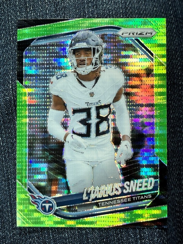 2025 Panini Prizm L'JARIUS SNEED Neon Green Pulsar Parallel #24 Tennessee Titans