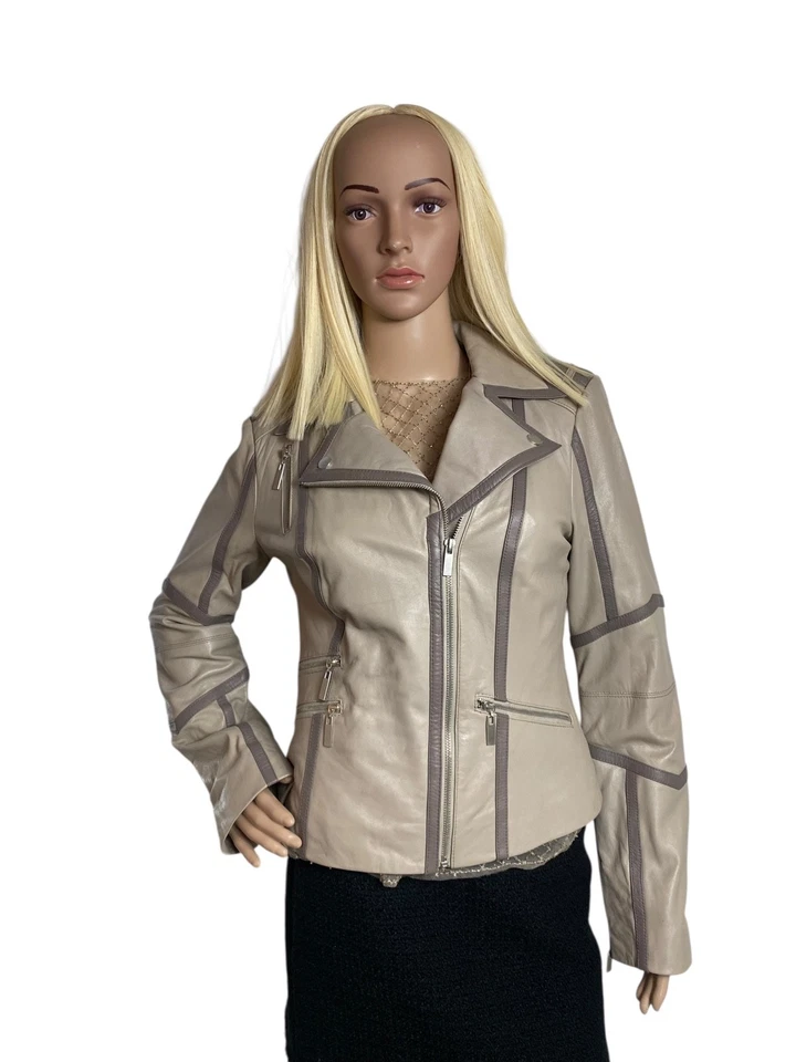 Jaqueta de Moto Bebe M EUA 8 Rara Retrô Bege/Taupe Detalhes de Zíperes de Couro $225,00 - Imagem 2 de 4