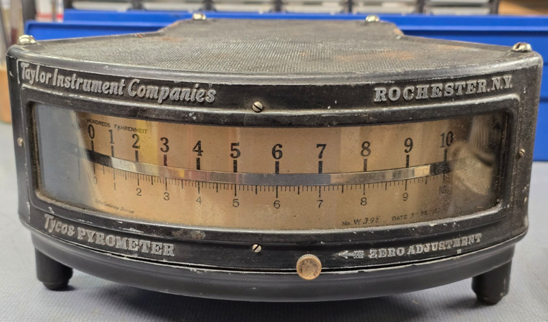 Antique Working Taylor Instrument Companies (0°F to 1,000°F) Tycos Pyrometer