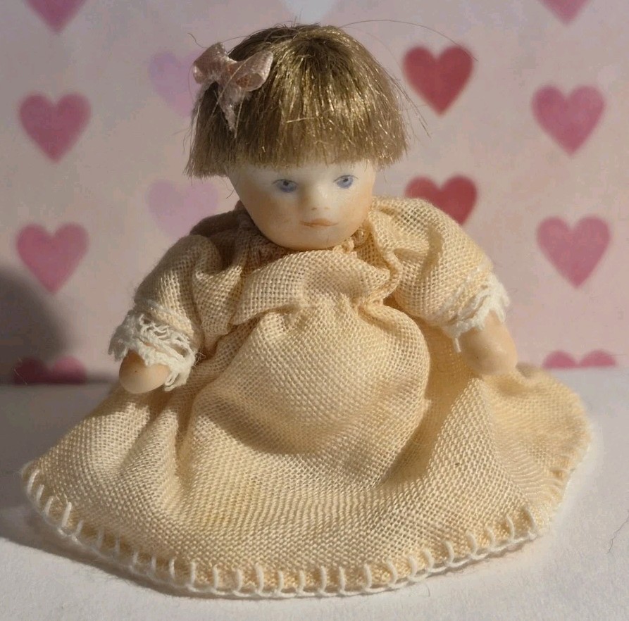 Artisian Made Tiny Miniature Dollhouse Jointed 1.5" Baby Dol