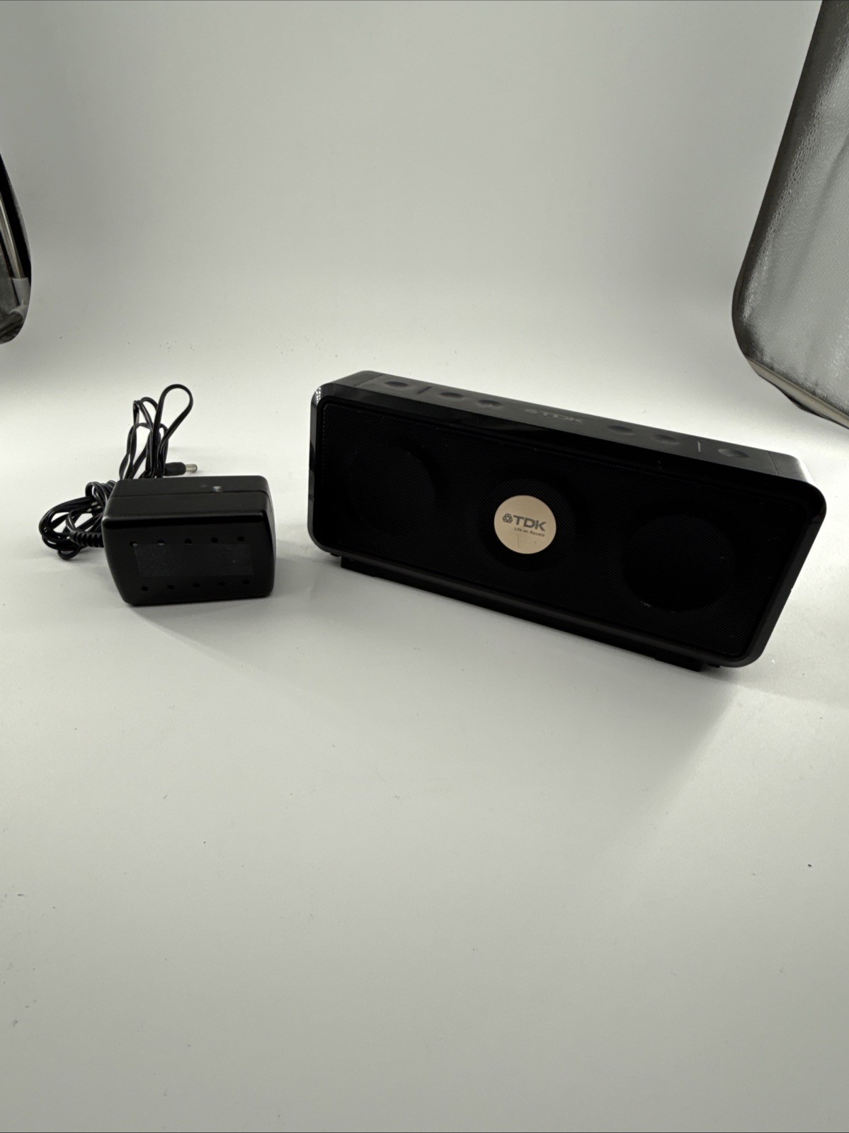 TDK Life On Record Wireless Bluetooth Speaker Model: A33 PLEASE READ FIRST