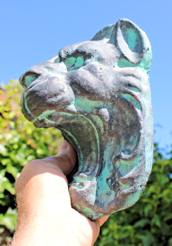 Vintage Lion Head Bronze Patina Garden Wall Sculpture Cast Cement - Picture 10 of 10
