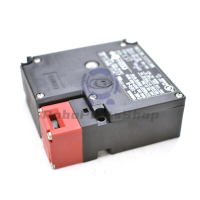 NEW  Omron D4NL-1AFA-B D4NL1AFAB Safety Door Switch    1pcs