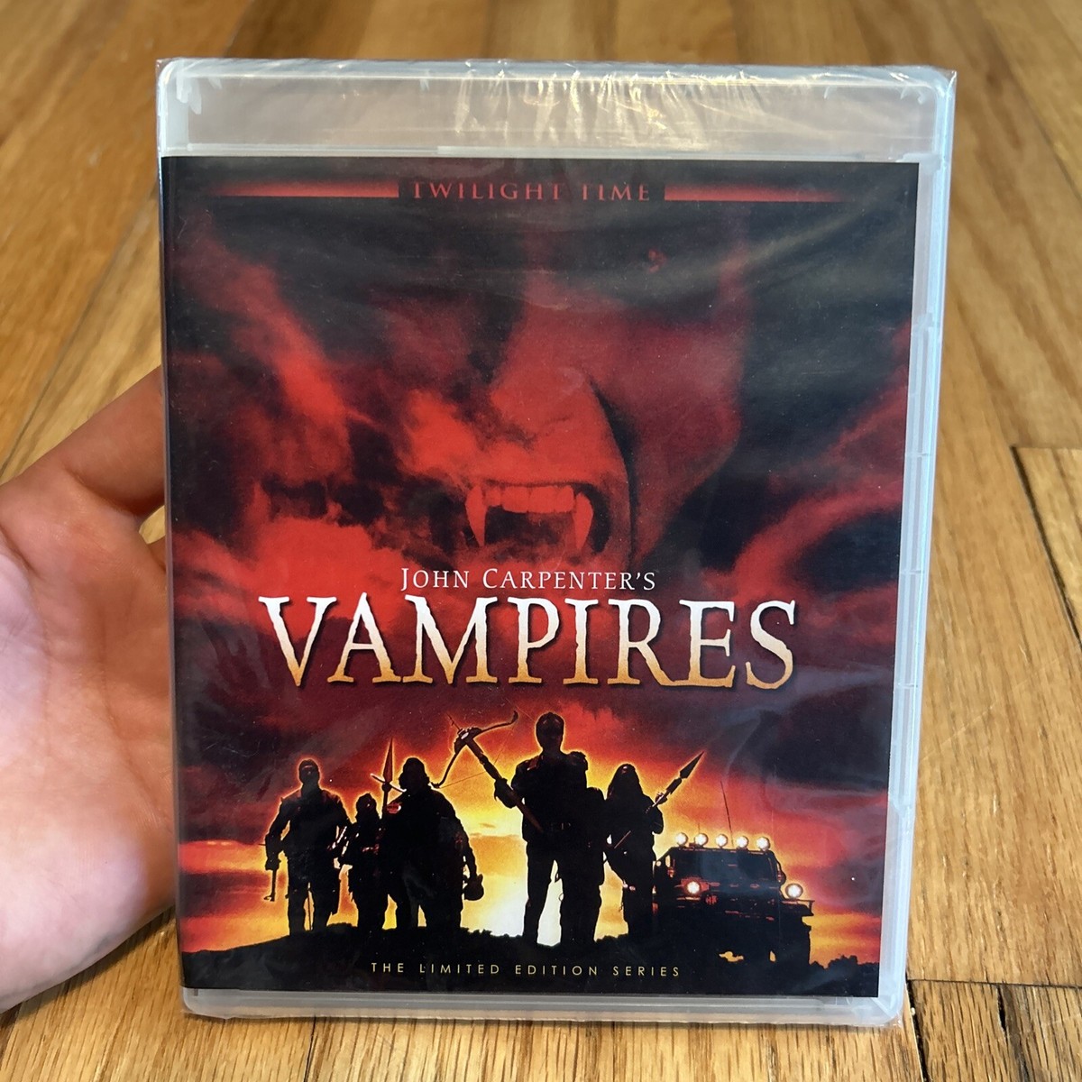 John Carpenter's Vampires (Blu-ray, 1997) Twilight Time Rare