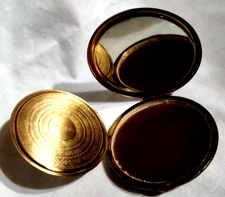 Etched Metal VTG Compact Hinge Lid Pocket Purse 1940's - 1950's for Loose Powder