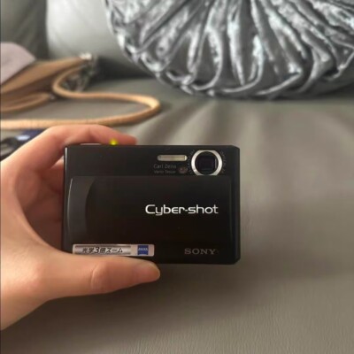 Sony Cyber-shot DSC-T1 5.0MP 3x Optical Zoom CCD Digital Camera