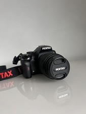Pentax K-X 12.4MP DSLR Digitalkamera Schwarz + 18-55mm Objektiv