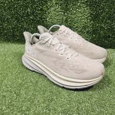 Hoka One One Clifton 9 Oat Milk Barley Athletic Running Sneakers Mens 8.5 EE