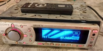 sony cdx f7003. Mp3                                                 3 PRE OUT