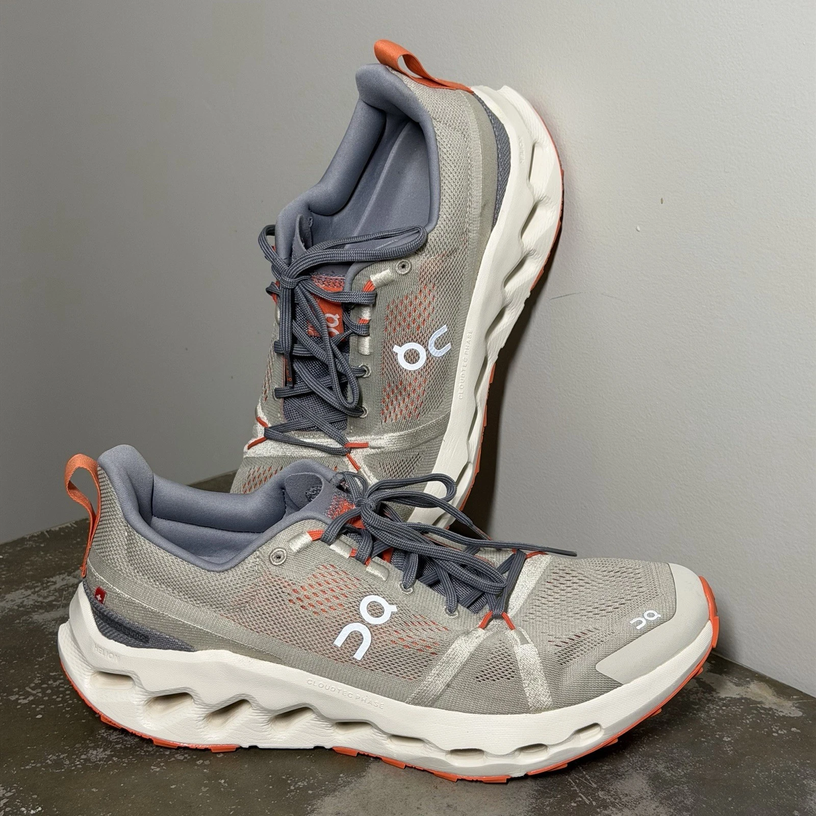 ON Cloud CloudSurfer Trail Running Shoes Mens 10.5 Fossil Ivory Comfort Hiking
Opens in a new window