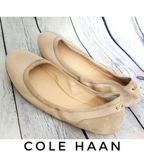 Cole Haan Beige Ballet Flats Logo Gold Hardware Slip On Leather Suede Women's 8B