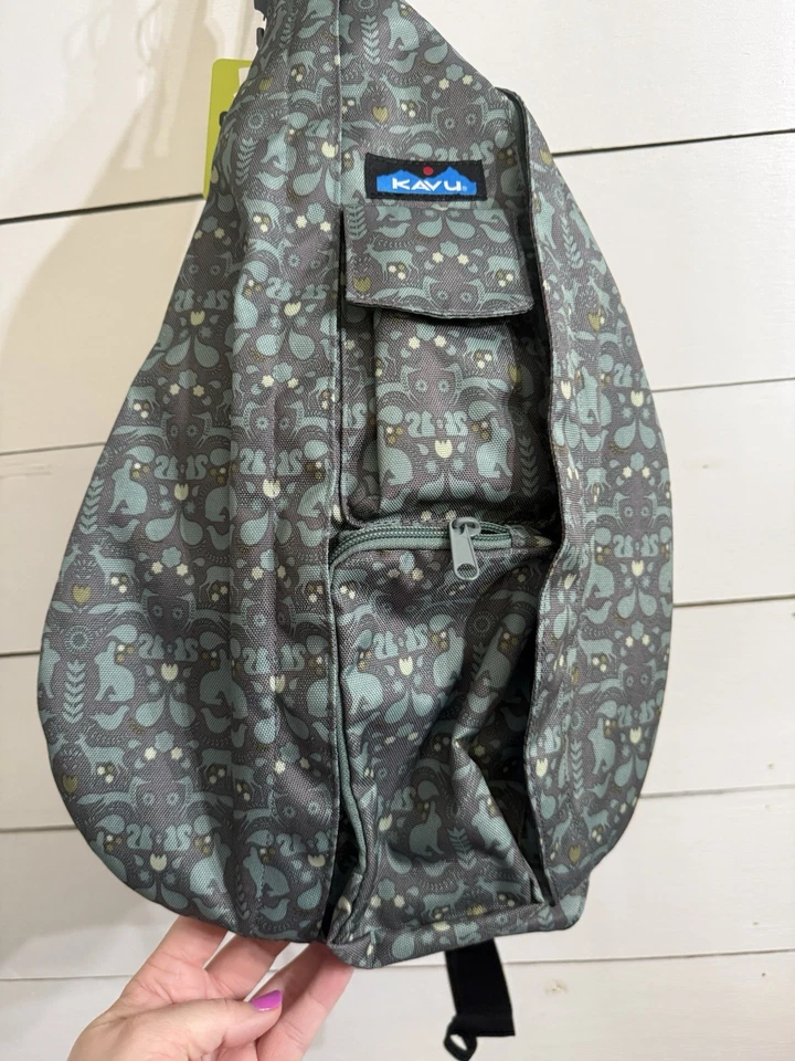 Bolso Bandolera Kavu Cuerda Eslinga Edición Especial Bosque Folclore Verde Animales Nuevo con Etiquetas Foto 2 de 4