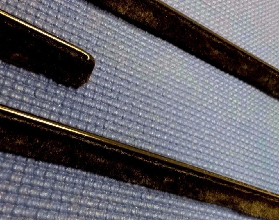 1961 - 1967 FORD ECONOLINE VAN PICKUP DOOR WINDOW FELT FUZZIES RUBBER SEAL KIT - Image 2 of 3