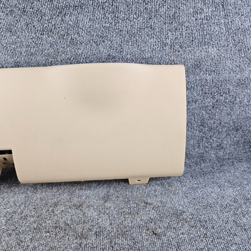 2007 - 2013 SILVERADO SIERRA TAHOE LOWER DASH KNEE BOLSTER PANEL OEM LT Cashmere - Picture 3 of 8