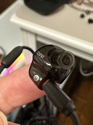 audio-technica ATH-IM02 wired earphones