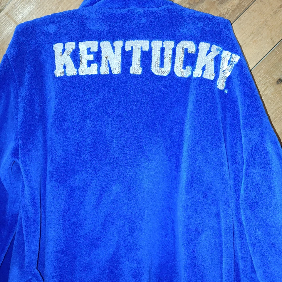 Bata suave Victoria Secret rosa lentejuelas azul Kentucky M-L Foto 2 de 4