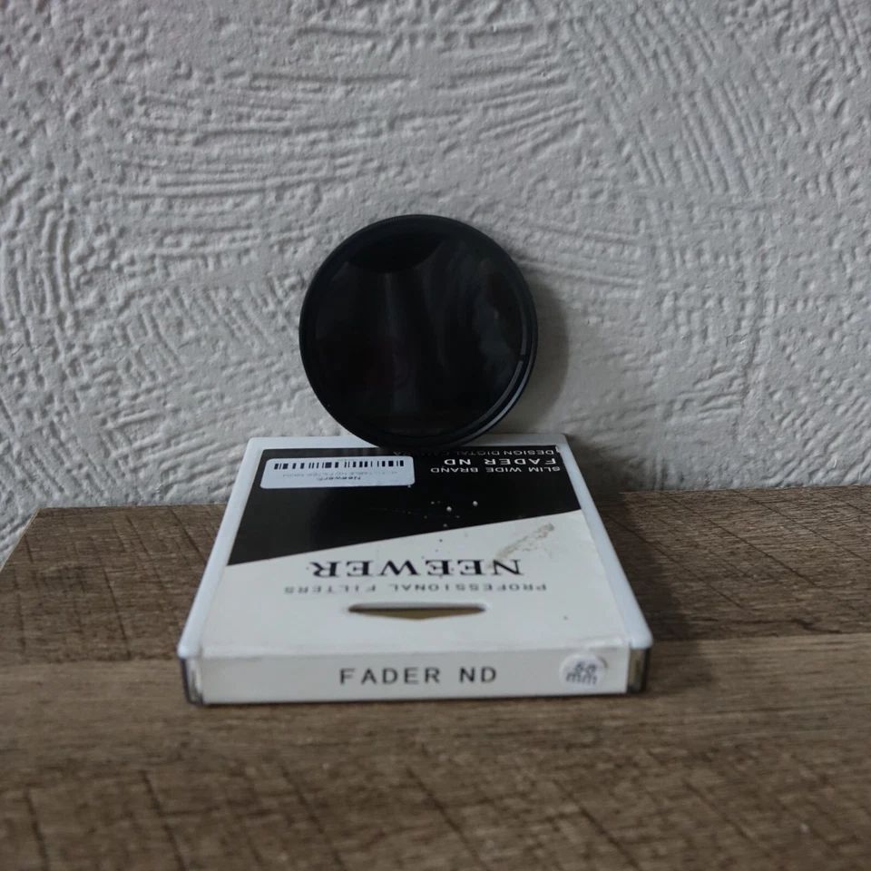 Neewer Slim Wide 58mm ND Fader Filter - Image 2 of 3