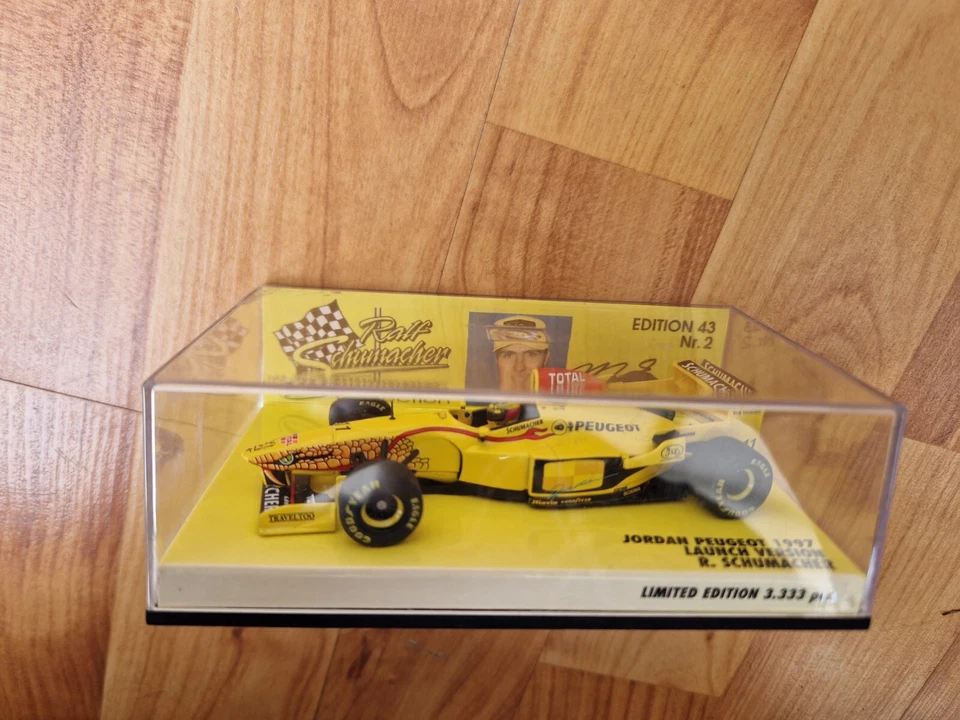 MINICHAMPS 1/43 Jordan Peugeot 1997 Ralf Schumacher Launch Pressofuso F1 Auto - Immagine 2 di 4