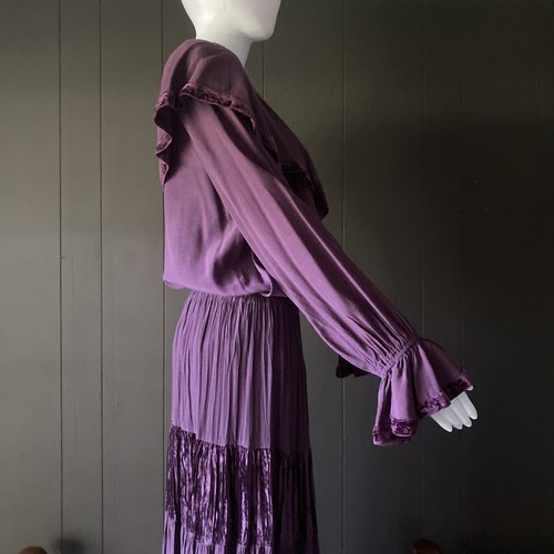 Camicia e gonna vestiti HairstonRoberson piccola viola velluto contadino rinascimentale - Foto 18 di 24