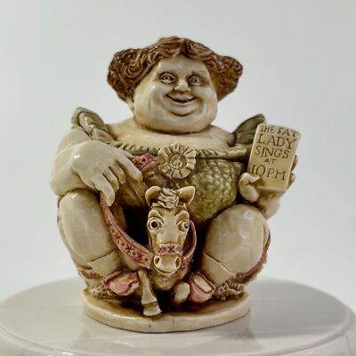Harmony Kingdom Circus Pavareata Little Big Girl Singer Trinket Box Figurine