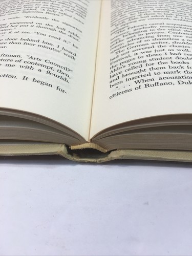 The Flight of the Falcon by Daphne Du Maurier 1965 Hardcover with Dust Jacket - Picture 8 of 11