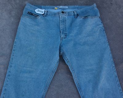 LEE REGULAR FIT Jean Pants For Men W42 X L30. TAG NO. 324Q