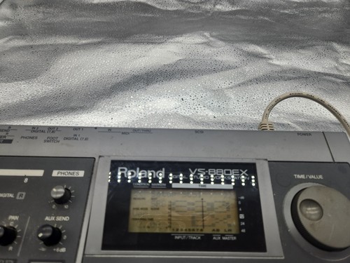 USED ROLAND VS-880EX Digital 8-Track Digital Studio Workstation with Power cord - Picture 3 of 4